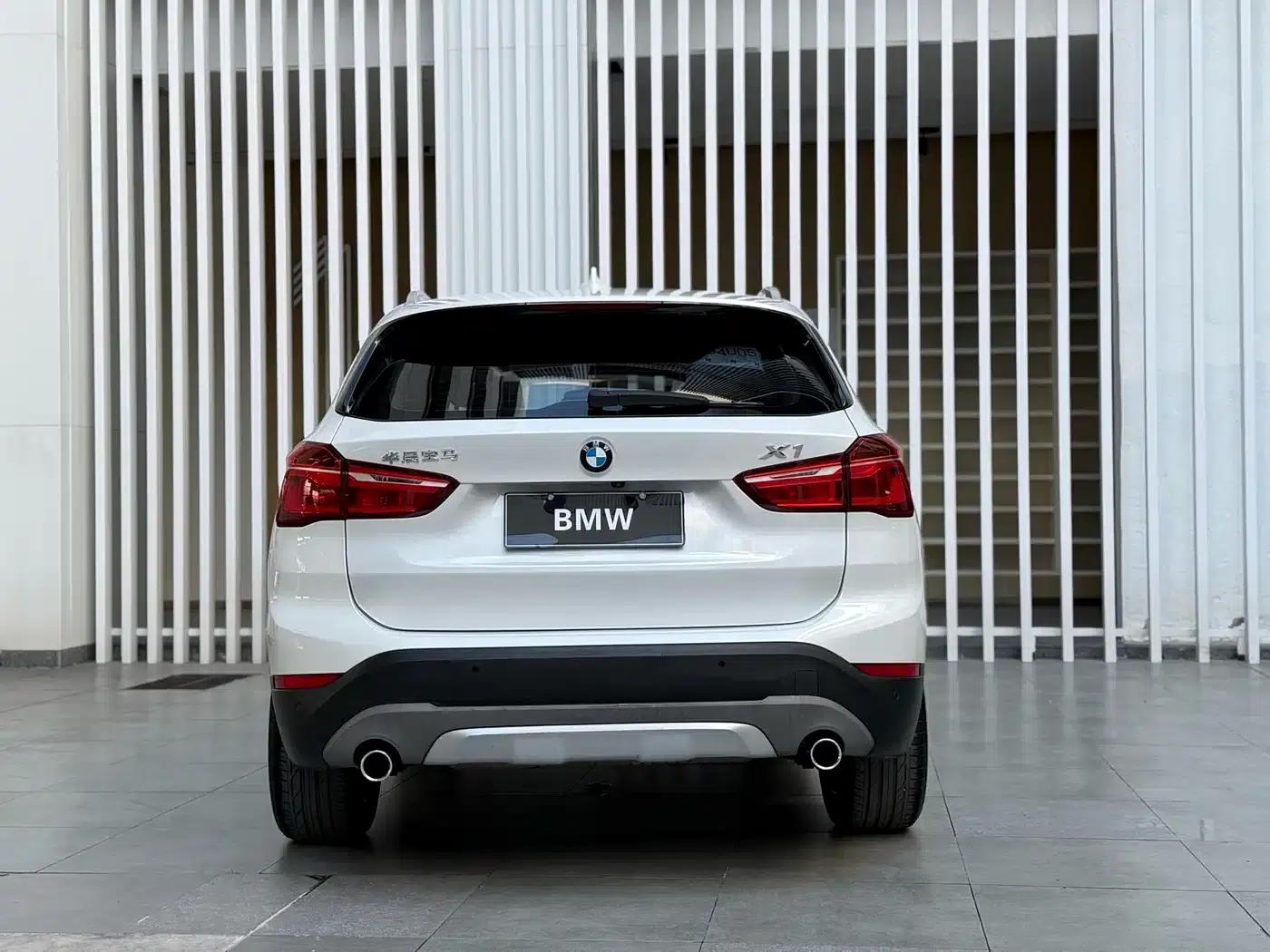 BMW X1 2018 xDrive20Li Premium — миниатюра 11
