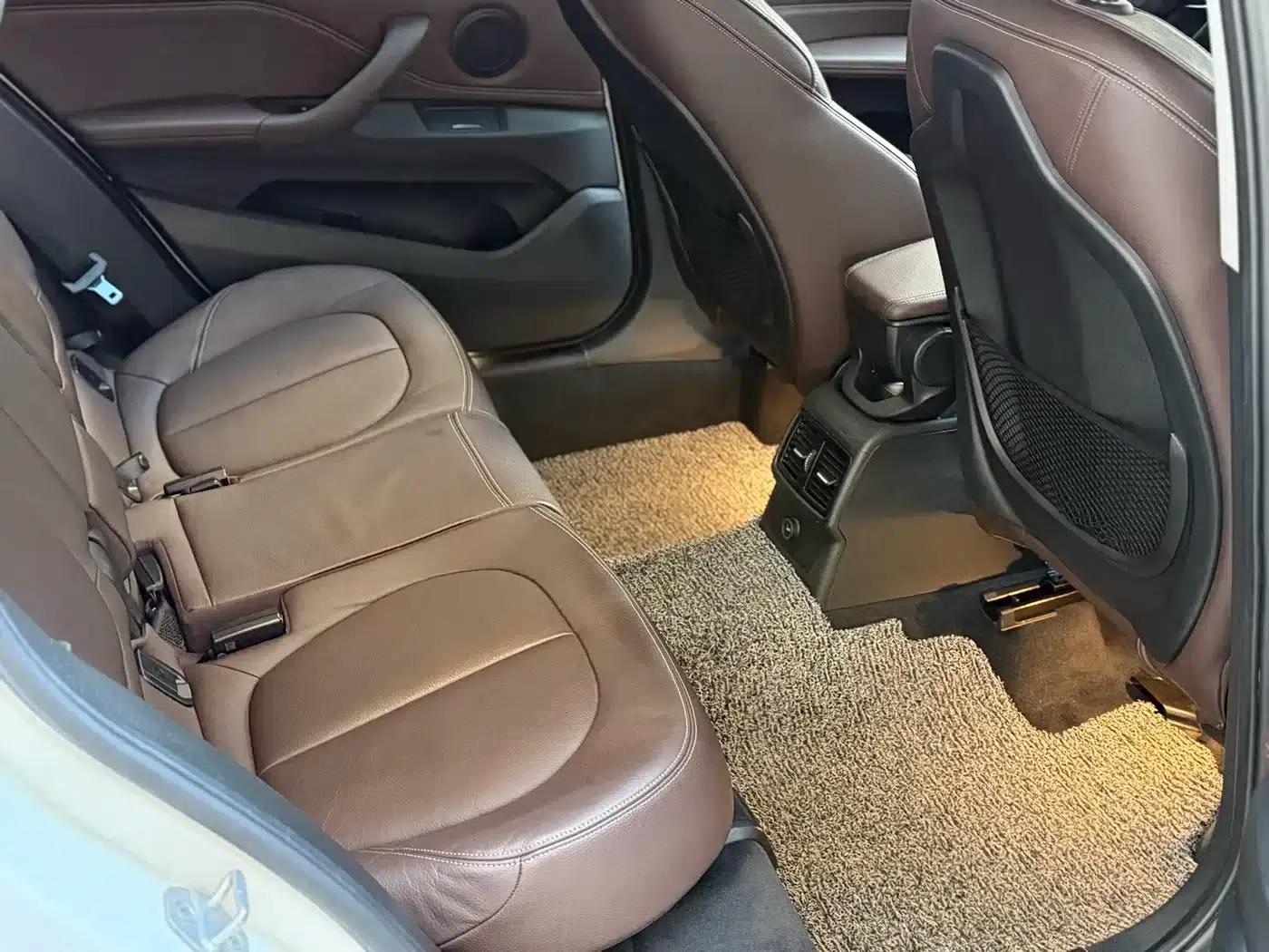 BMW X1 2018 xDrive20Li Premium — миниатюра 6