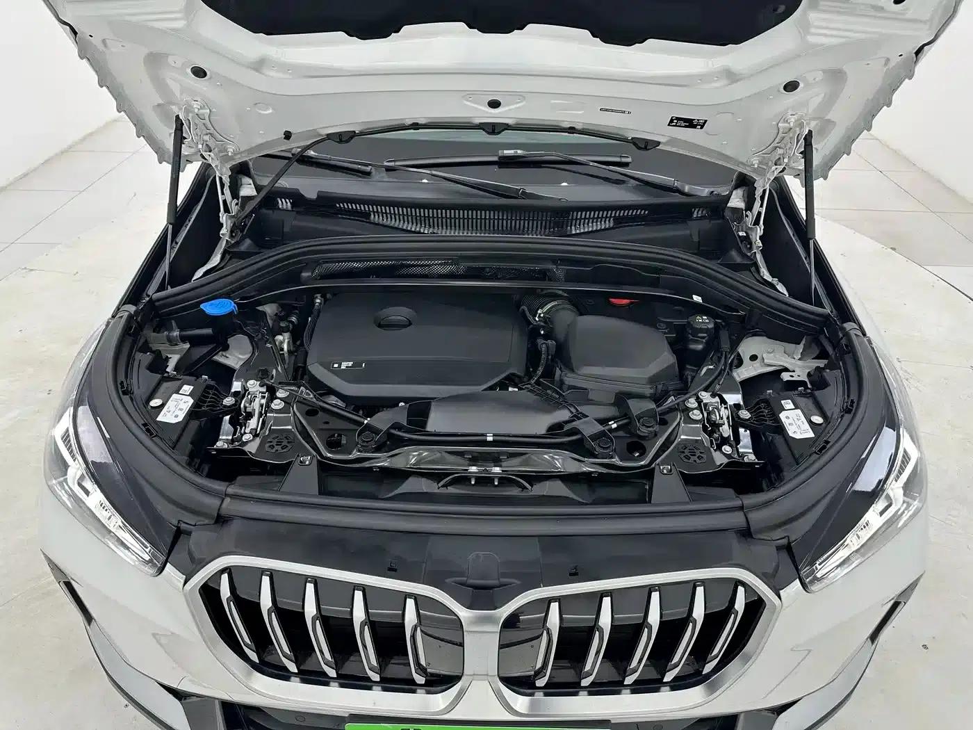 BMW X1 2024 sDrive20Li X Design Package — миниатюра 18