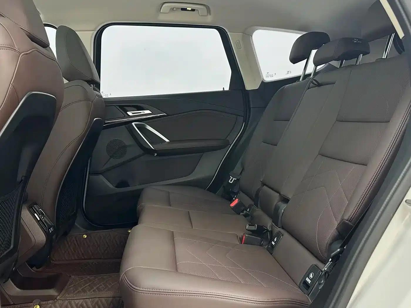 BMW X1 2024 sDrive20Li X Design Package — миниатюра 8