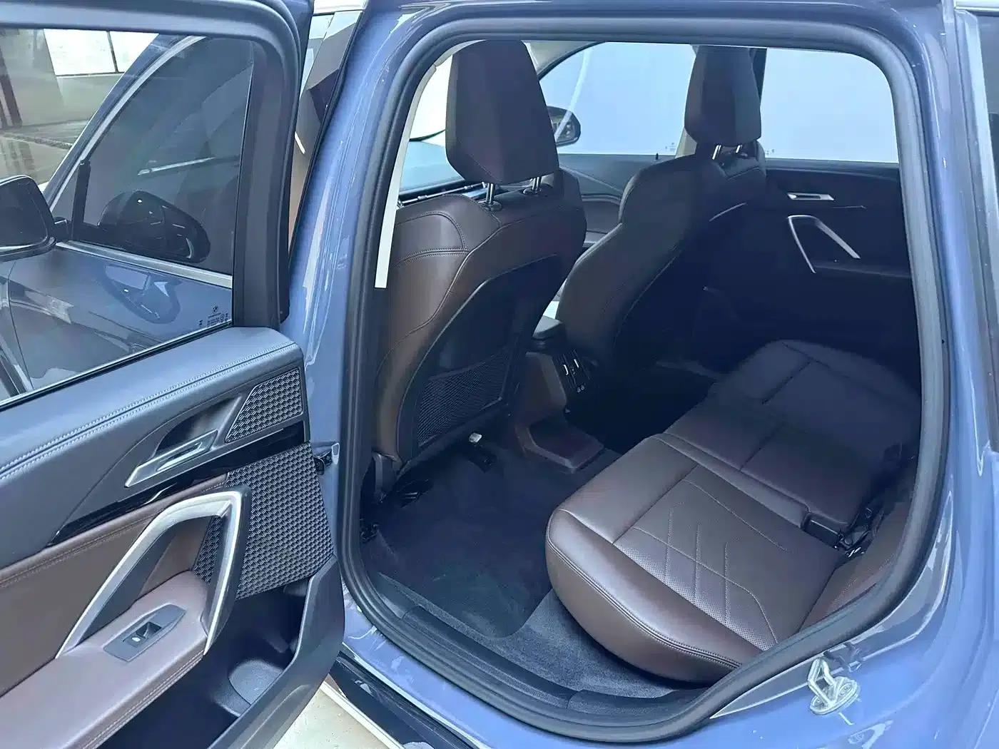 2023 BMW X1 sDrive20Li X Design Package — миниатюра 9