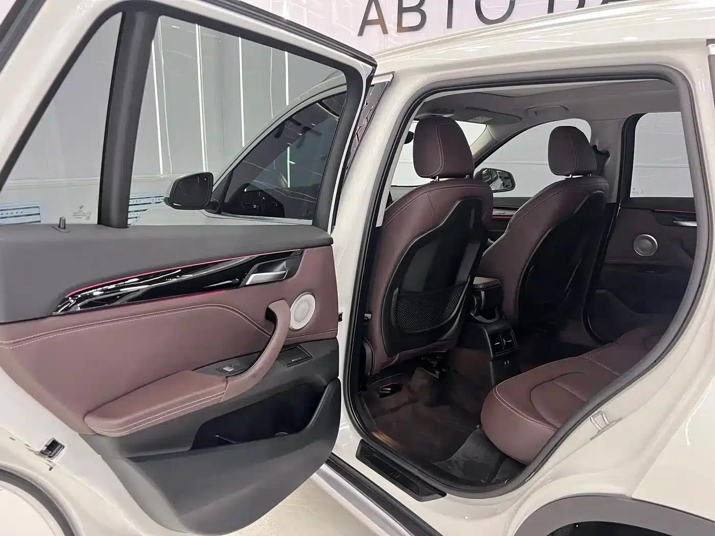 BMW X1 2021 sDrive20Li Premium — миниатюра 13