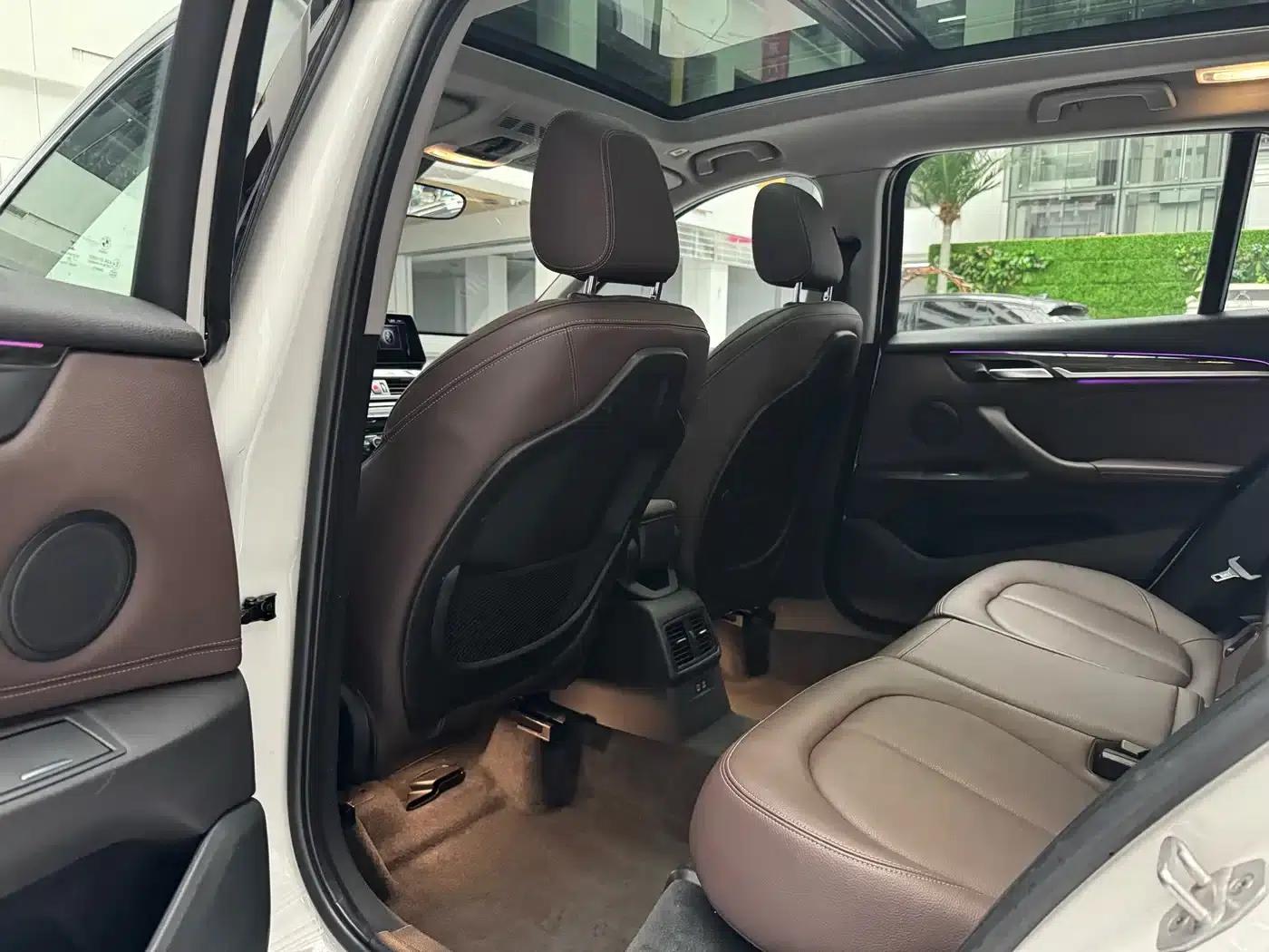 BMW X1 2020 xDrive25Li Premium — миниатюра 14