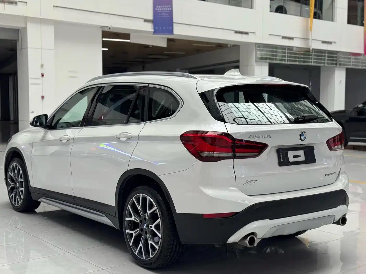 BMW X1 2020 xDrive25Li Premium — миниатюра 6