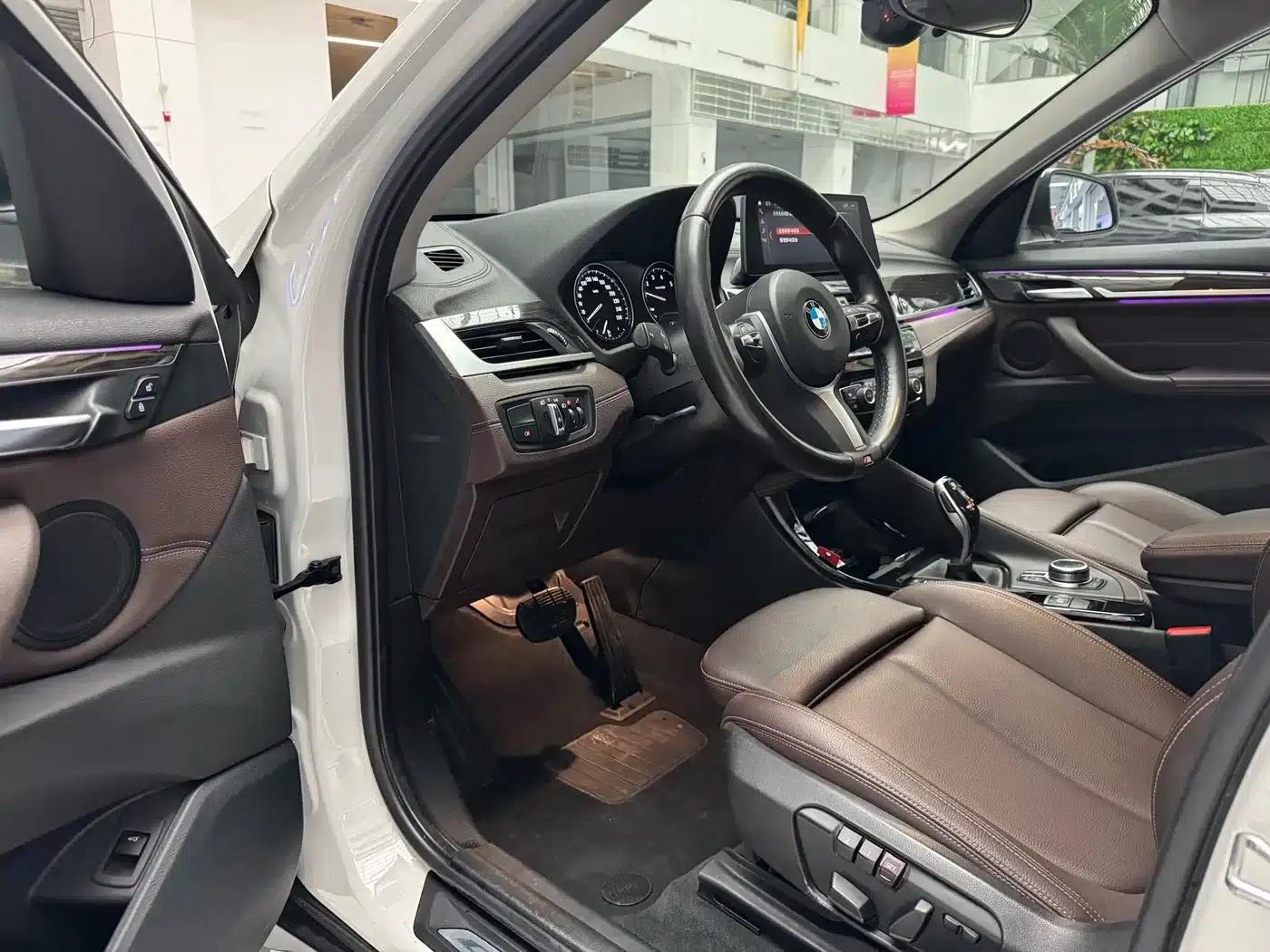 BMW X1 2020 xDrive25Li Premium — миниатюра 9