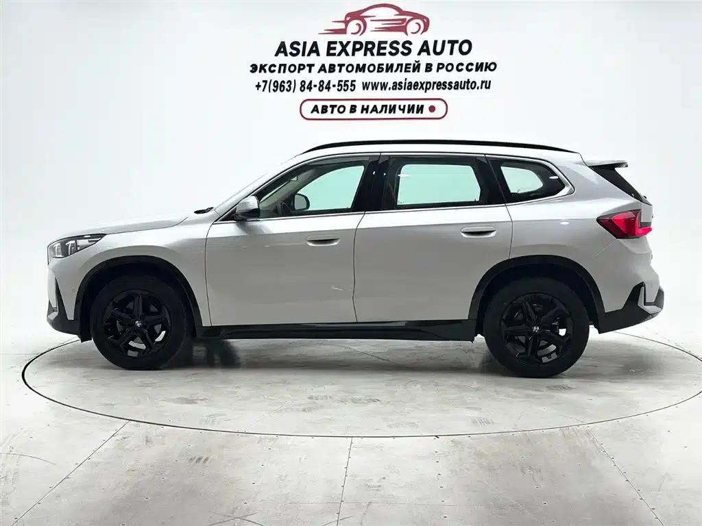 2023 BMW X1 sDrive20Li X Design Package — миниатюра 7