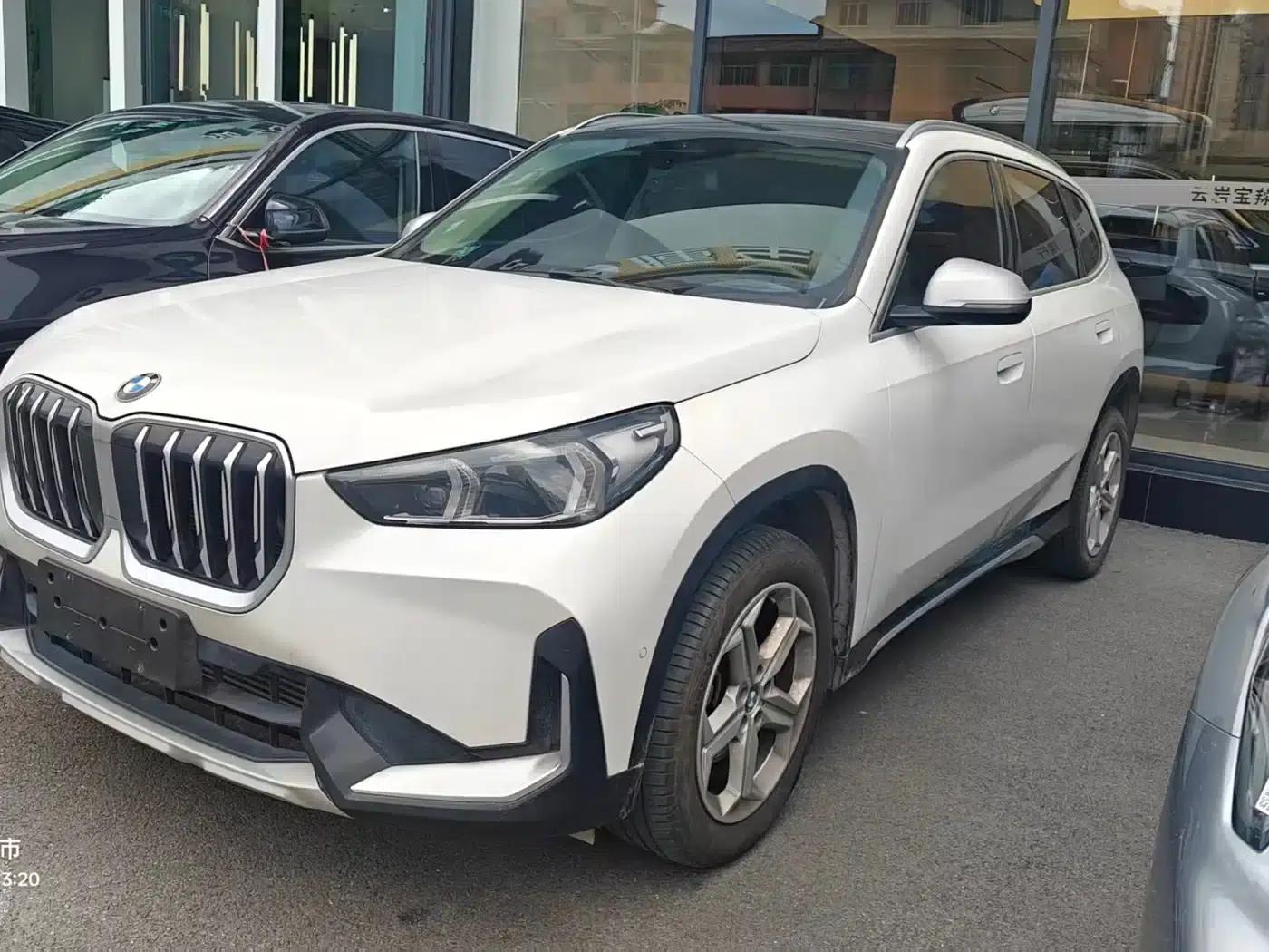 2023 BMW X1 sDrive20Li X Design Package — миниатюра 1
