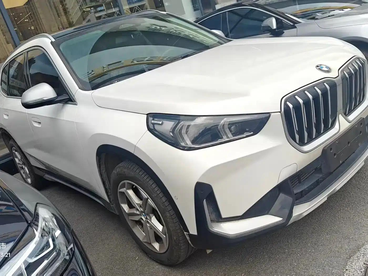 2023 BMW X1 sDrive20Li X Design Package — миниатюра 3