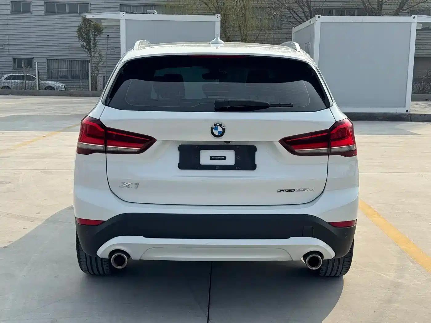 BMW X1 2021 sDrive25Li Leading Edition — миниатюра 5