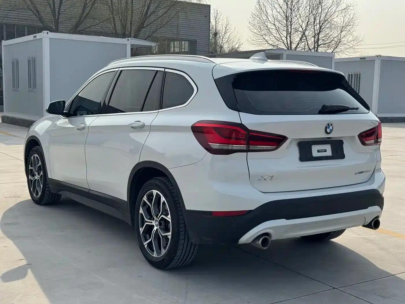 BMW X1 2021 sDrive25Li Leading Edition — миниатюра 6