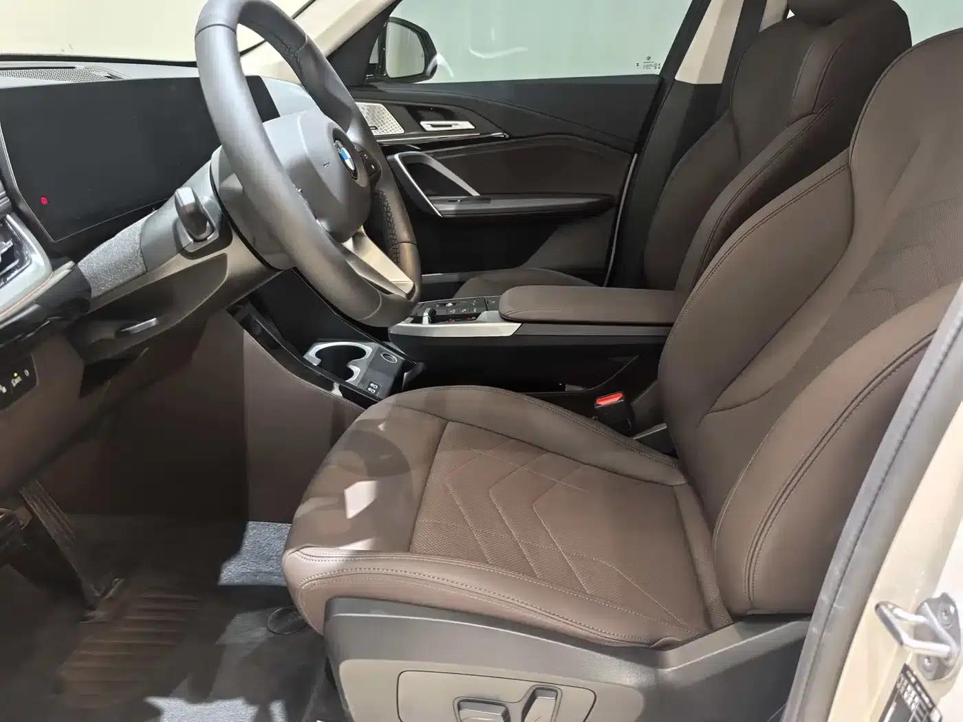 BMW X1 2025 sDrive25Li X Design Package — миниатюра 9