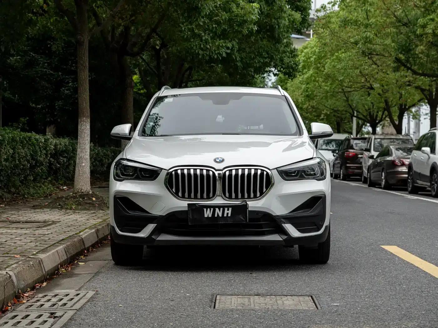 BMW X1 2021 sDrive25Li Leading Edition — миниатюра 2