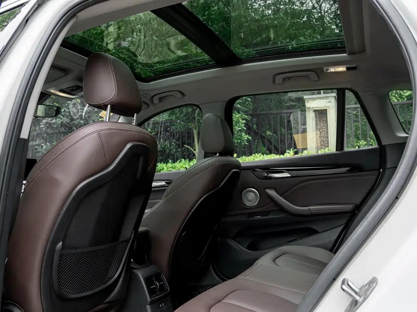 BMW X1 2021 sDrive25Li Leading Edition — миниатюра 11
