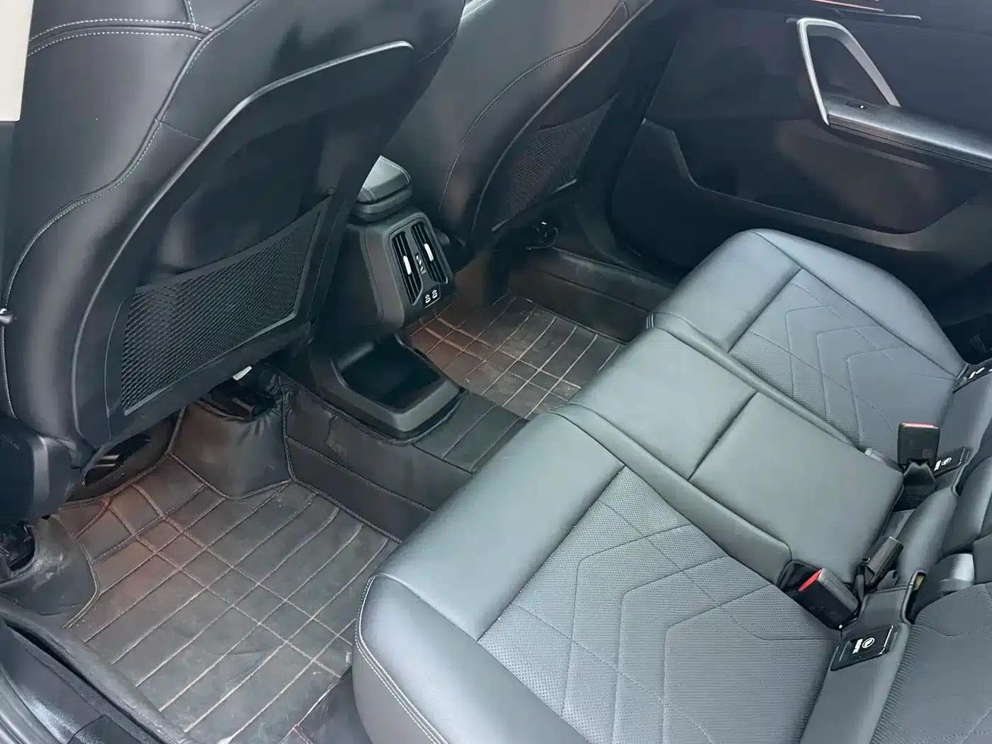 2023 BMW X1 sDrive20Li X Design Package — миниатюра 15