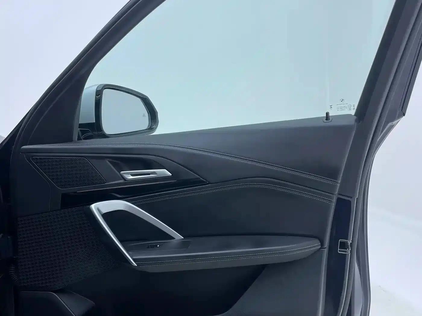 2023 BMW X1 sDrive20Li X Design Package — миниатюра 19