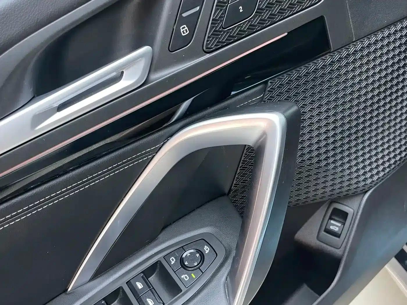 2023 BMW X1 sDrive20Li X Design Package — миниатюра 9