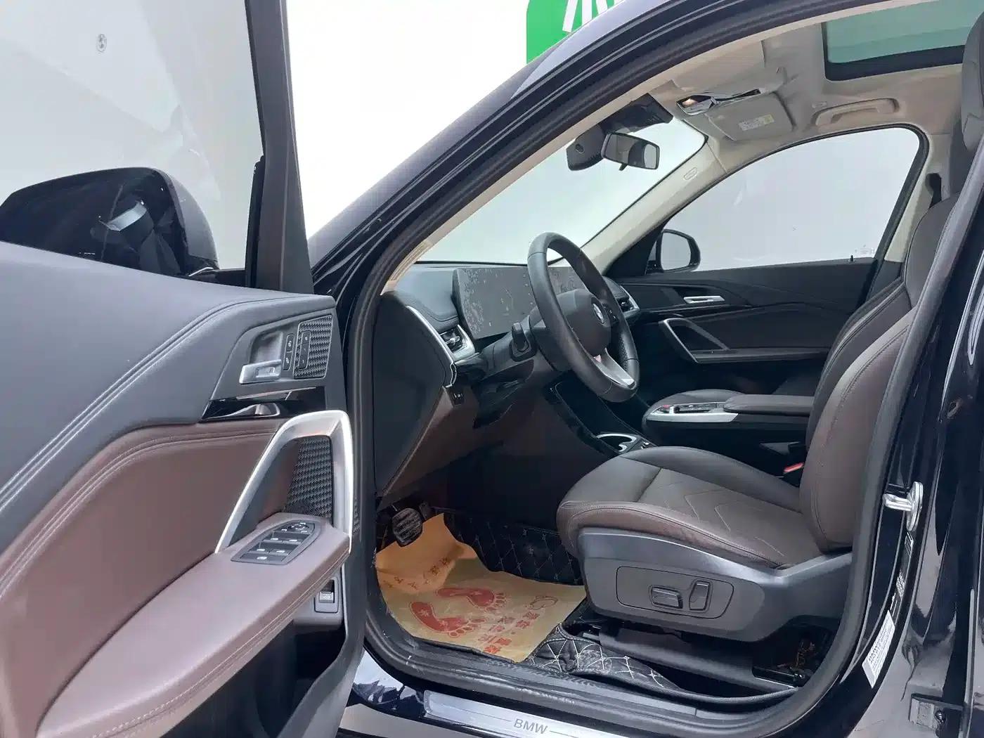 2023 BMW X1 sDrive20Li X Design Package — миниатюра 14