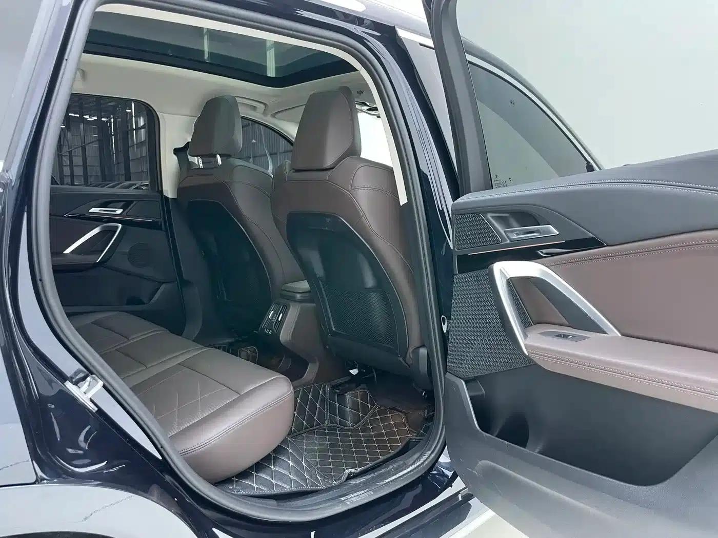 2023 BMW X1 sDrive20Li X Design Package — миниатюра 27
