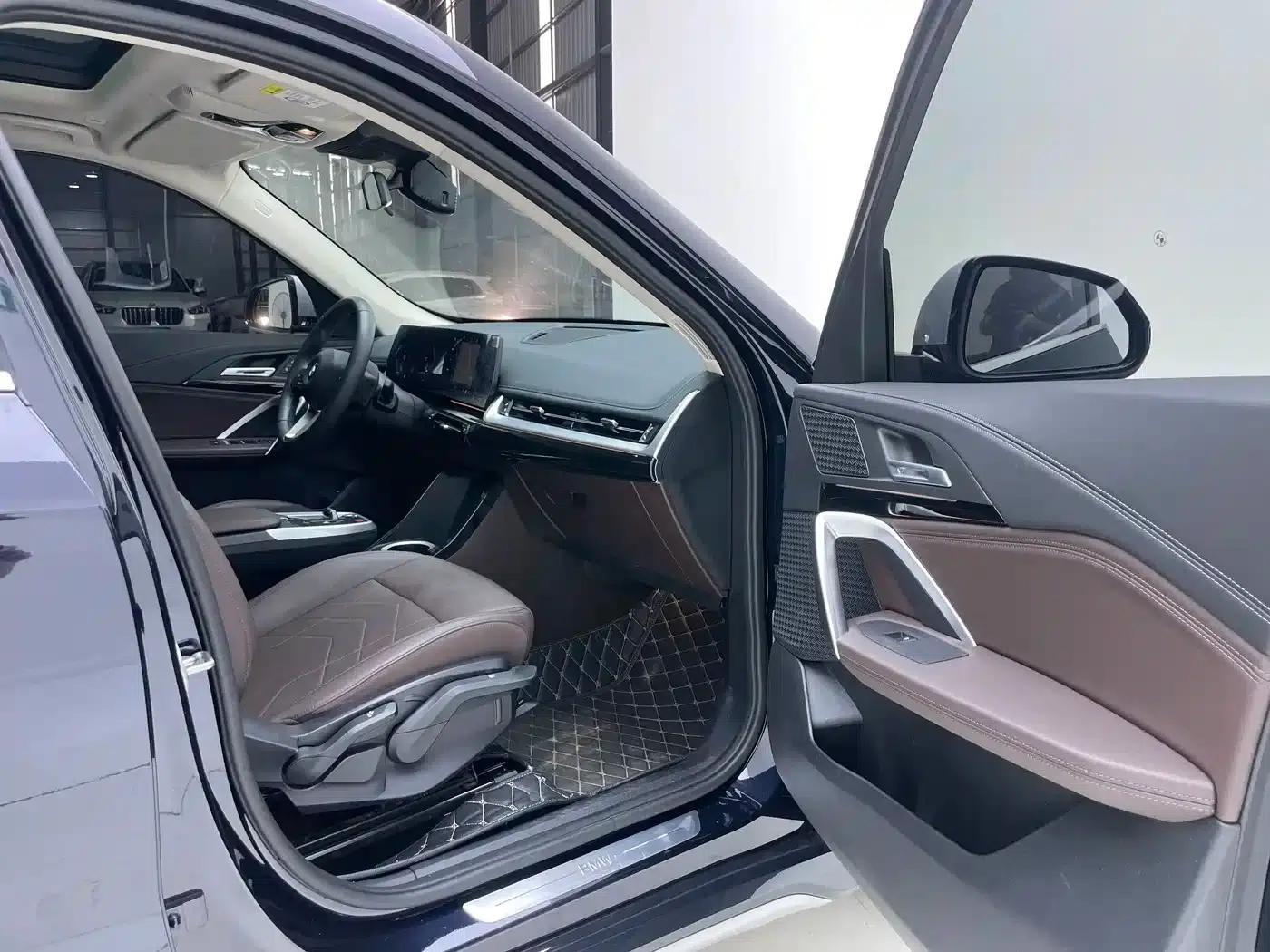 2023 BMW X1 sDrive20Li X Design Package — миниатюра 28