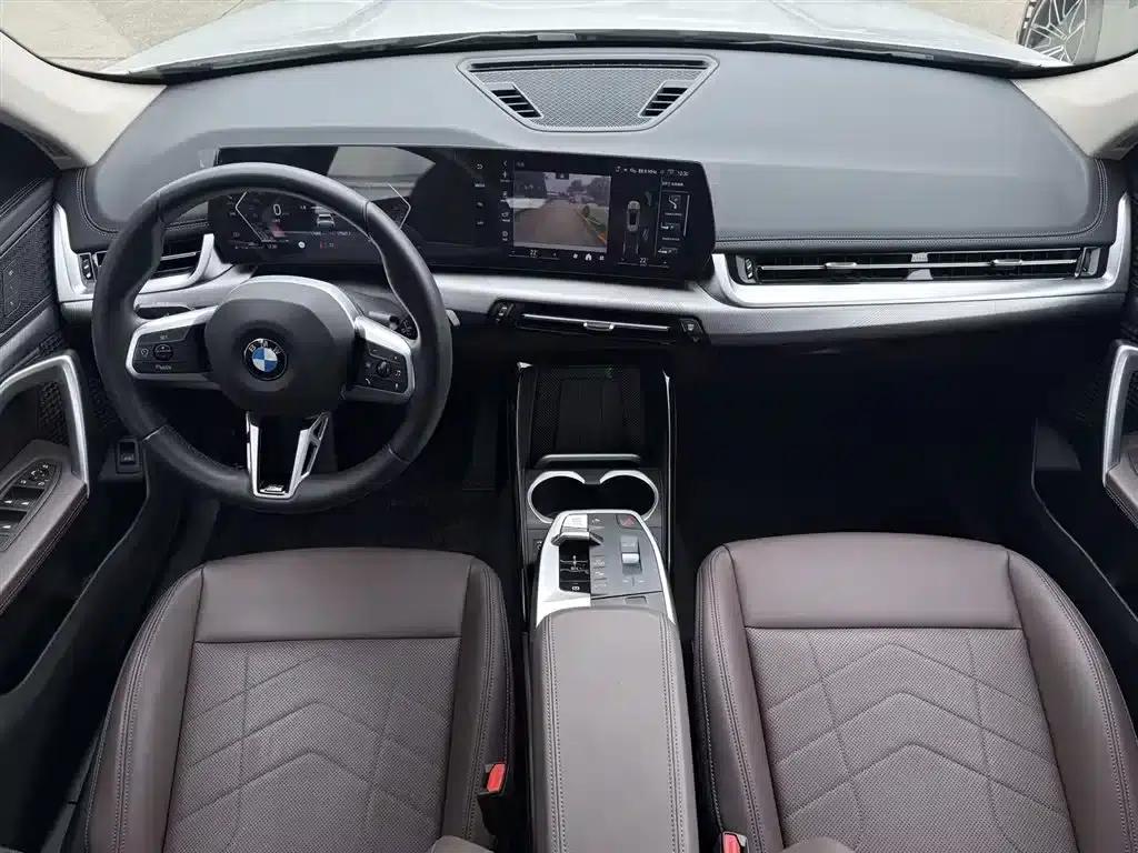BMW X1 2023 sDrive25Li M Sport Package — миниатюра 14