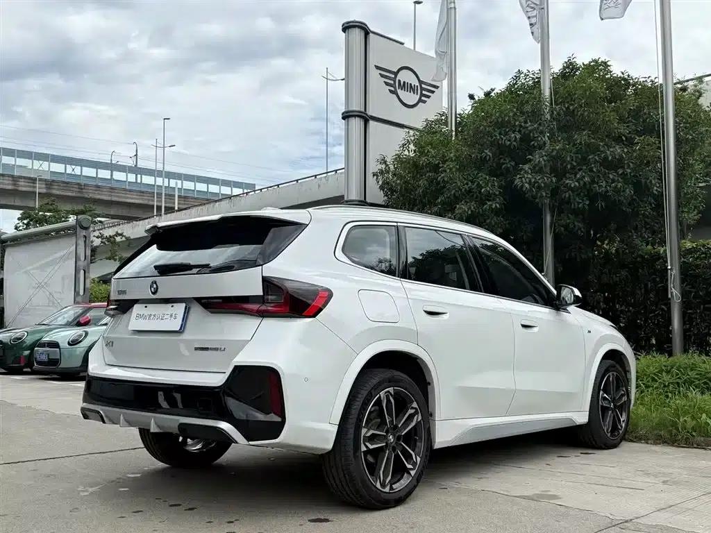 BMW X1 2023 sDrive25Li M Sport Package — миниатюра 4