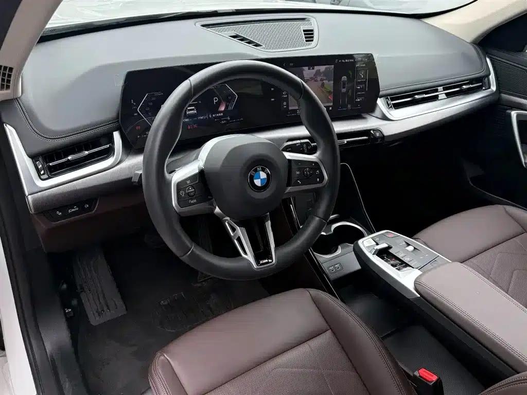 BMW X1 2023 sDrive25Li M Sport Package — миниатюра 10