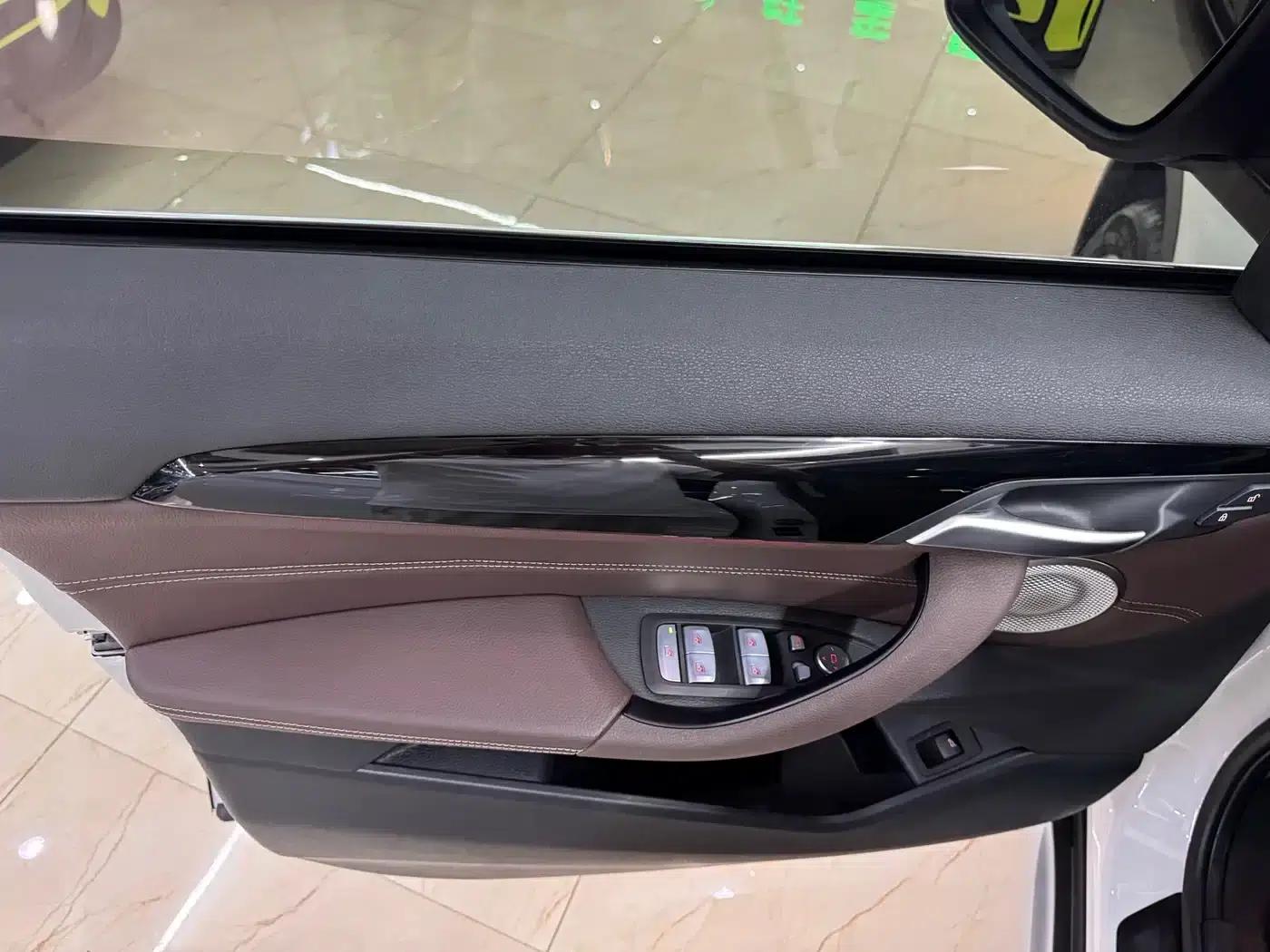 BMW X1 2022 sDrive20Li Fashion Edition — миниатюра 12