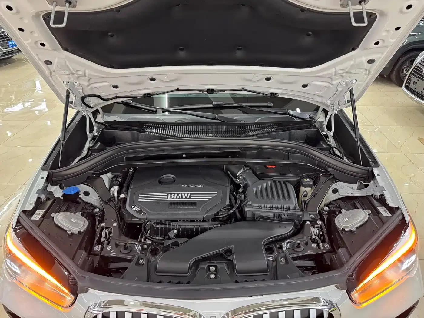 BMW X1 2022 sDrive20Li Fashion Edition — миниатюра 18