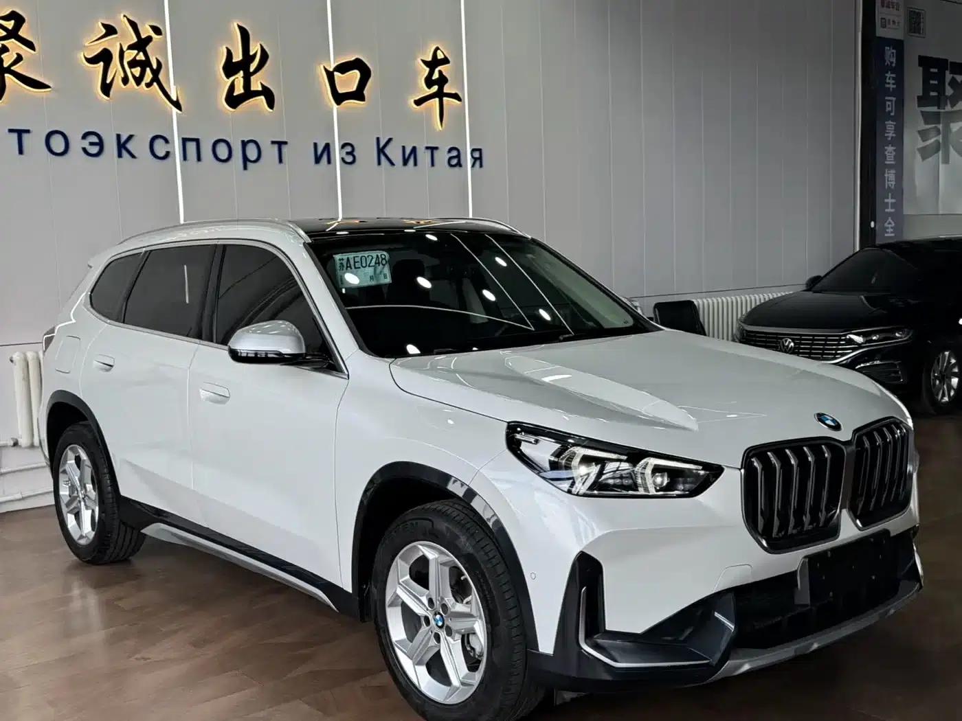 2023 BMW X1 sDrive20Li X Design Package — миниатюра 3