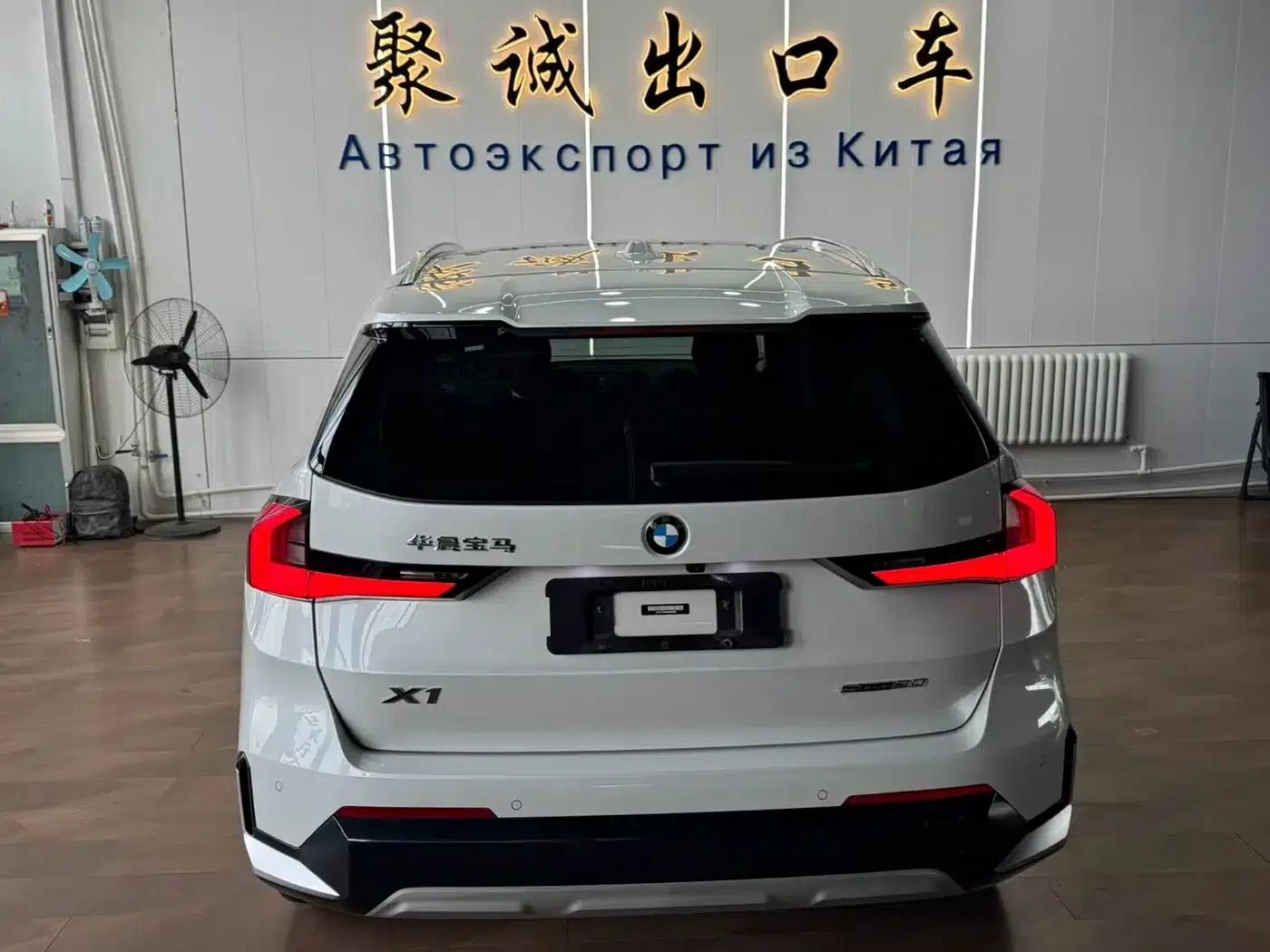 2023 BMW X1 sDrive20Li X Design Package — миниатюра 8