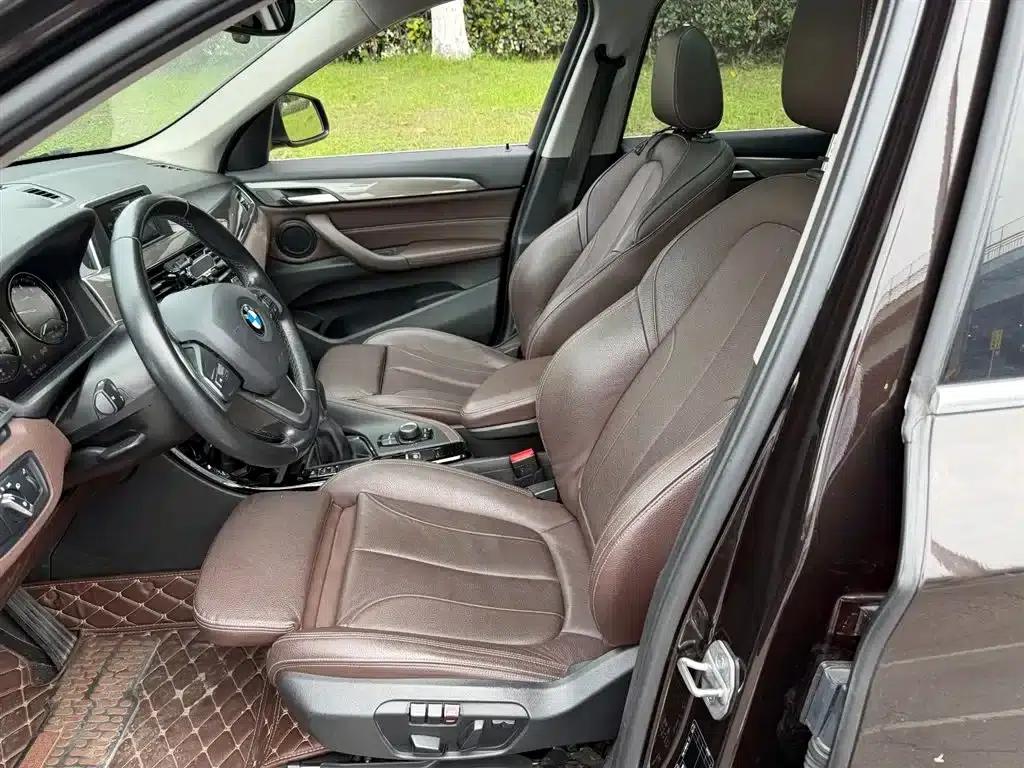 BMW X1 2018 sDrive18Li Premium — миниатюра 8
