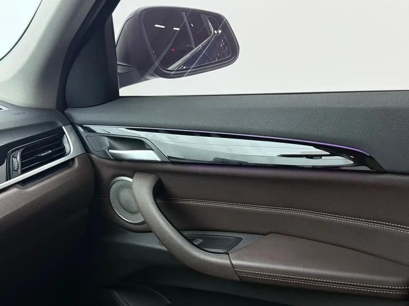 BMW X1 2021 sDrive20Li Premium — миниатюра 11