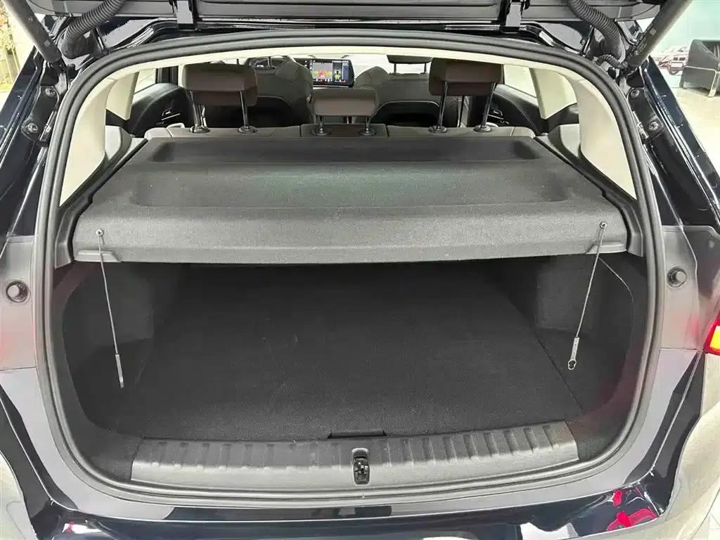 2023 BMW X1 sDrive20Li X Design Package — миниатюра 17