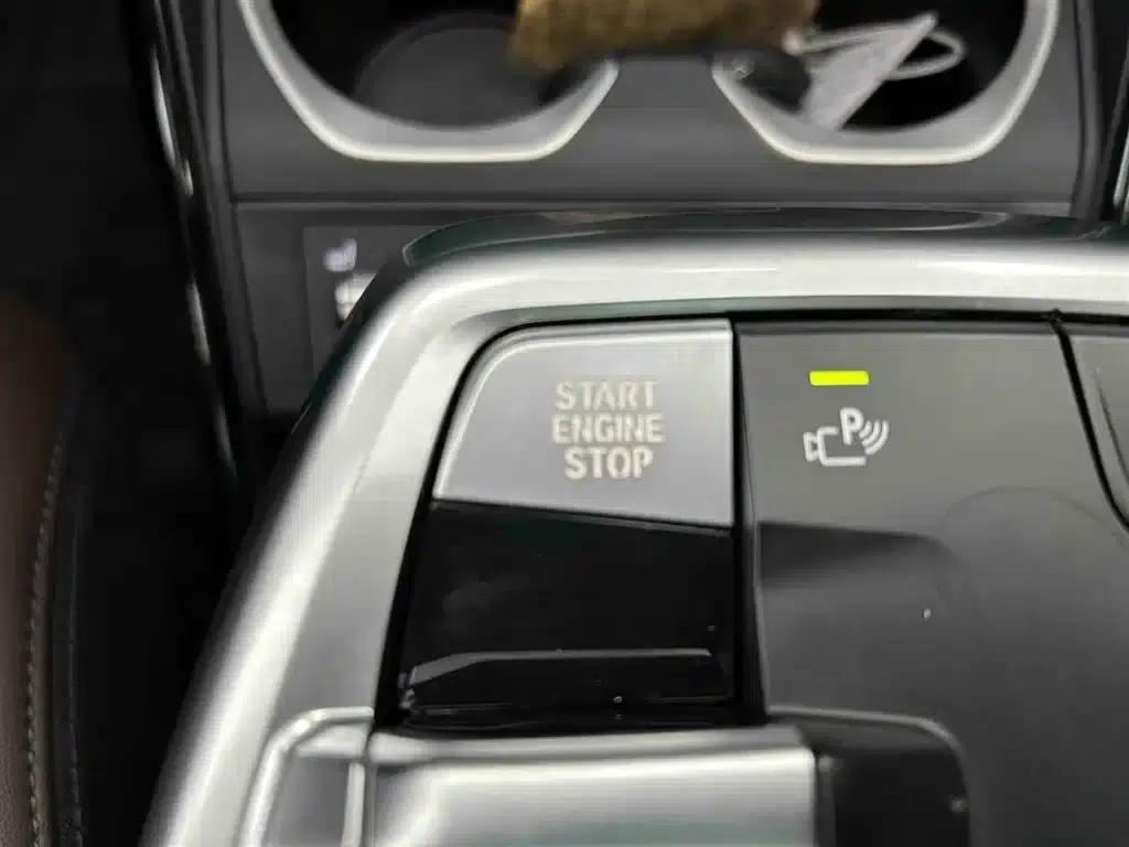2023 BMW X1 sDrive20Li X Design Package — миниатюра 4