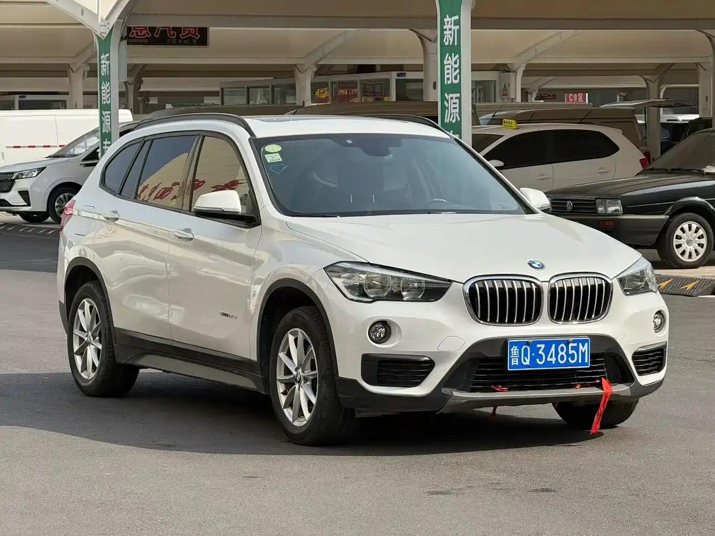 BMW X1 2018 sDrive18Li Fashion Edition — миниатюра 3