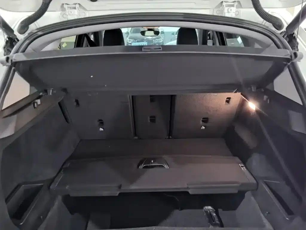 BMW X1 2019 sDrive20Li Leading Edition — миниатюра 19