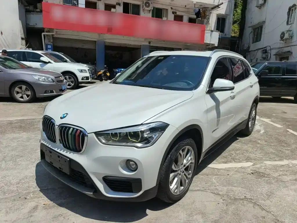 BMW X1 2018 sDrive20Li Leading Edition — миниатюра 2