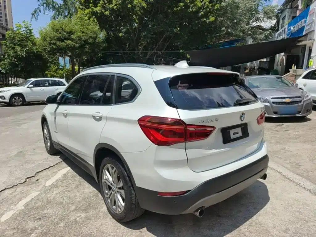 BMW X1 2018 sDrive20Li Leading Edition — миниатюра 5