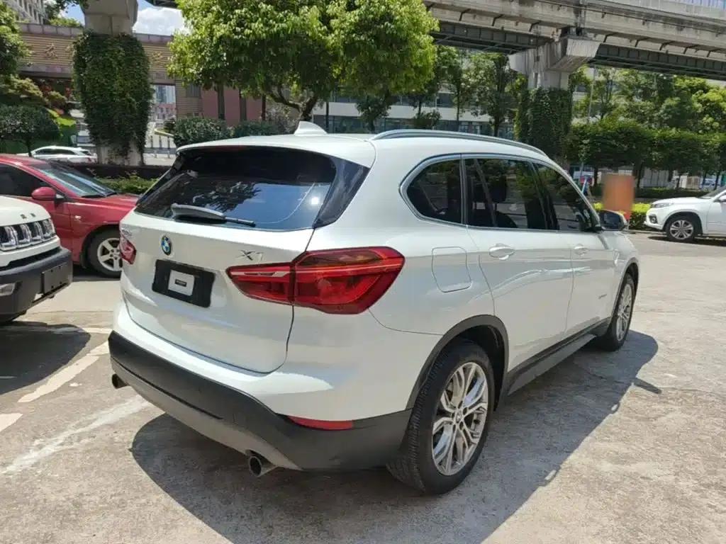 BMW X1 2018 sDrive20Li Leading Edition — миниатюра 7