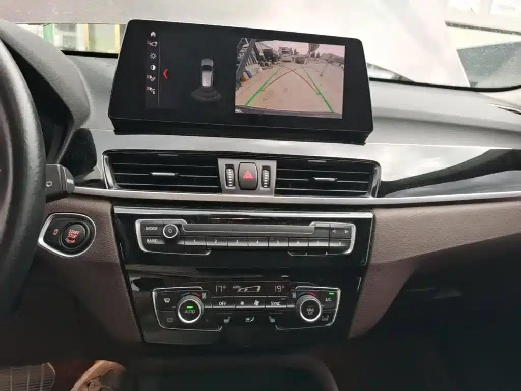 BMW X1 2020 sDrive25Li Leading Edition — миниатюра 13