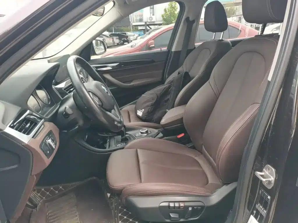 BMW X1 2020 sDrive25Li Leading Edition — миниатюра 15