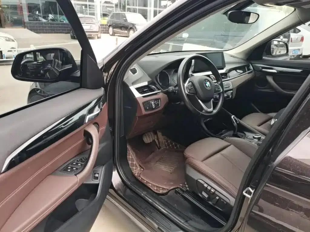 BMW X1 2020 sDrive25Li Leading Edition — миниатюра 16