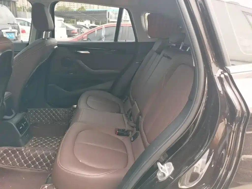 BMW X1 2020 sDrive25Li Leading Edition — миниатюра 17