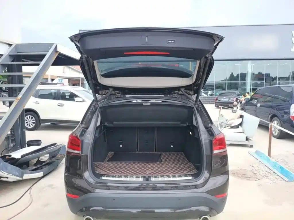 BMW X1 2020 sDrive25Li Leading Edition — миниатюра 19
