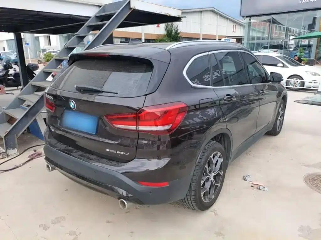 BMW X1 2020 sDrive25Li Leading Edition — миниатюра 7