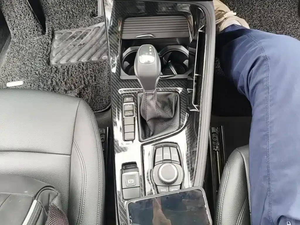 BMW X1 2019 sDrive20Li Leading Edition — миниатюра 14