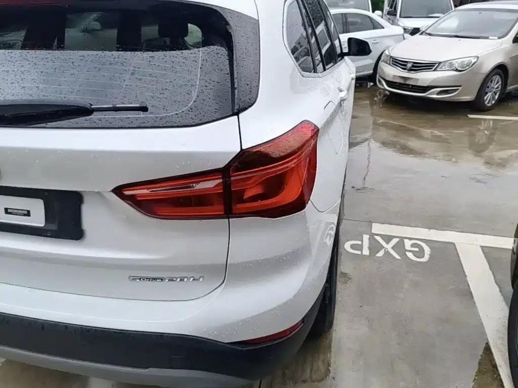 BMW X1 2019 sDrive20Li Leading Edition — миниатюра 8