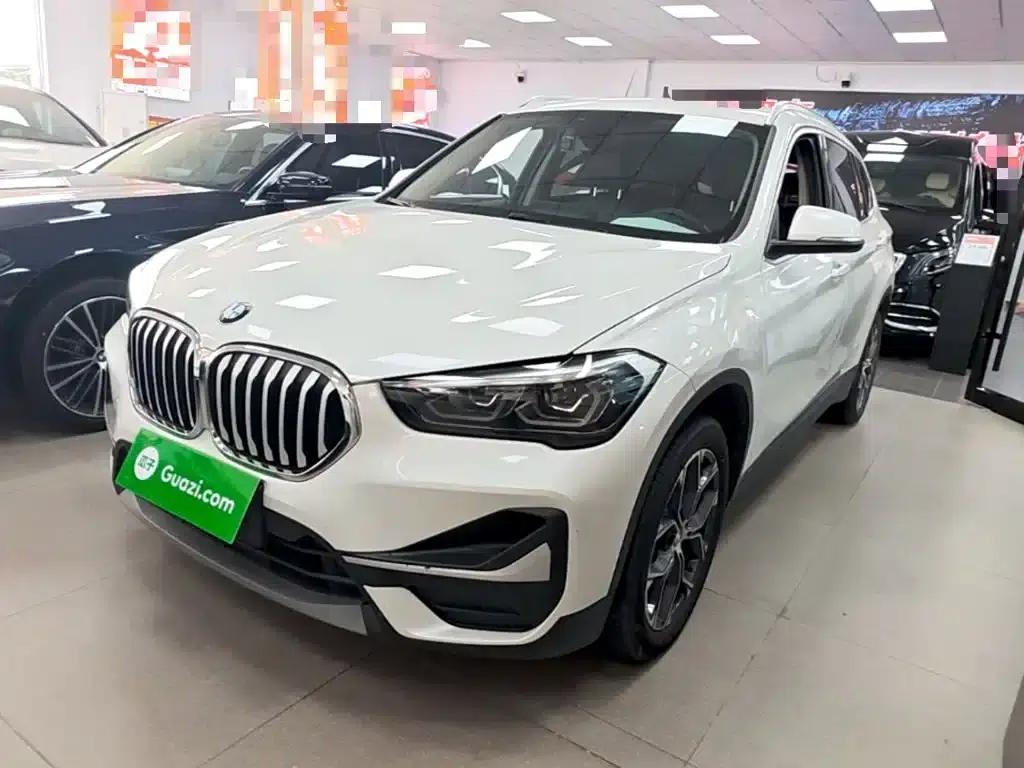 BMW X1 2020 sDrive25Li Leading Edition — миниатюра 1