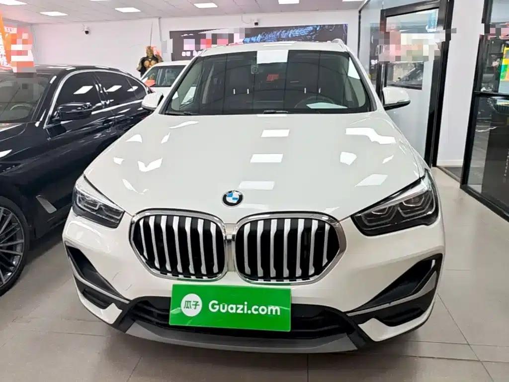 BMW X1 2020 sDrive25Li Leading Edition — миниатюра 3