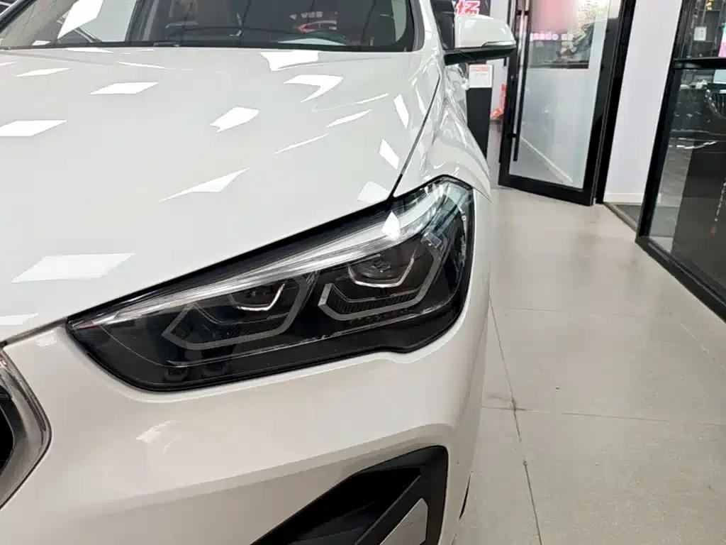 BMW X1 2020 sDrive25Li Leading Edition — миниатюра 24